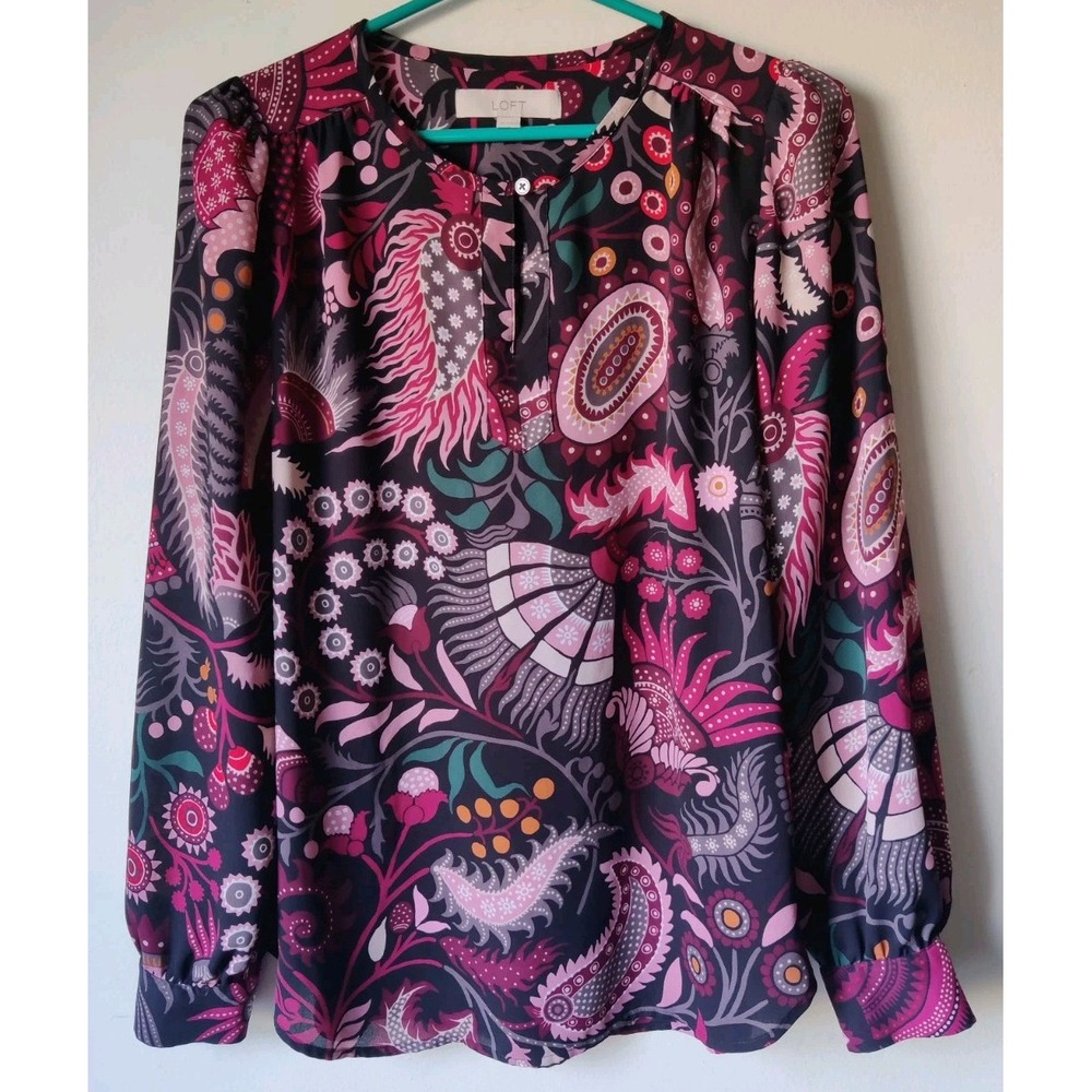 Ann Taylor Loft Black Burgundy Geometric Floral Keyhole Top Blouse Popover Sz XS